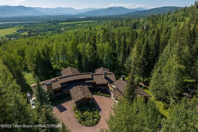 Crescent-H-Ranch-Heartwood-0102 copy