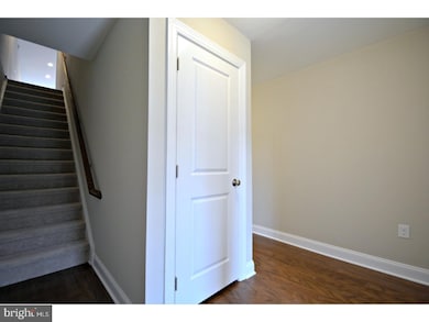 758 W 2nd St, Lansdale, PA 19446 - photo 5