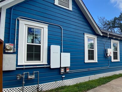 628 King St, Houston, TX 77022 - photo 3