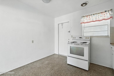 130 Boynton Blvd, Daytona Beach, FL 32118 - photo 7