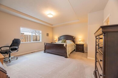 2933NWHemlockLn-17