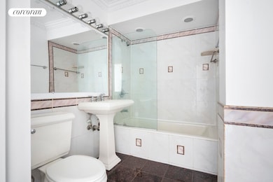 133 Barrow St unit 3B, New York, NY 10014 - photo 7