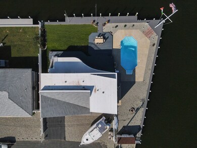 34 Cruiser Ct, Toms River, NJ 08753 - photo 2