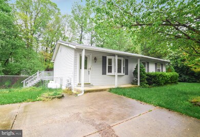 2112 Boxwood Cir, Bryans Road, MD 20616 - photo 2