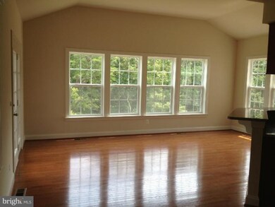 8629 Changing Leaf Terrace unit 29, Bristow, VA 20136 - photo 7