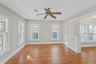 325 W 27th St, Houston, TX 77008 - photo 4