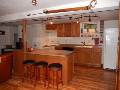 212 Birch Ln, Hawley, PA 18428 - photo 4