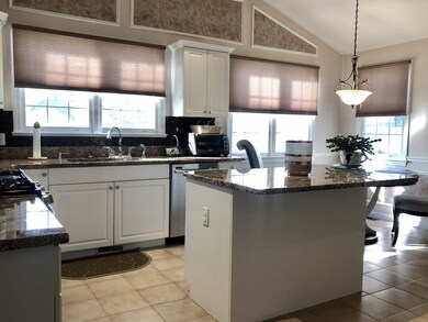 9 Crab Apple Ln, Franklin, MA 02038 - photo 3