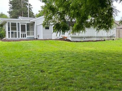 197 E Beech St NE, Cedar Springs, MI 49319 - photo 5