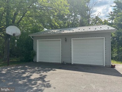 146 Crest Dr, Warfordsburg, PA 17267 - photo 5