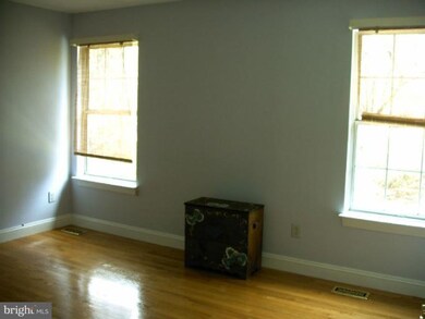 7 Ringleaf Ct, Cockeysville, MD 21030 - photo 4