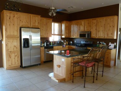 Large Kitchen with Island