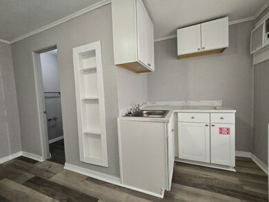 12840 Seminole Blvd unit 8A, Largo, FL 33778 - photo 2