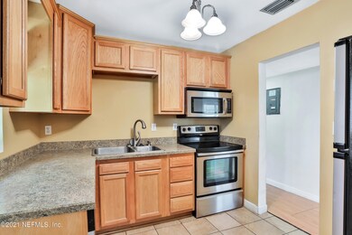 6431 Solandra Dr, Jacksonville, FL 32210 - photo 6