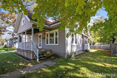 2626 Byron Center 01