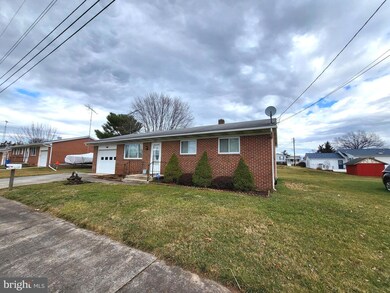 317 Taney Dr, Taneytown, MD 21787 - photo 5