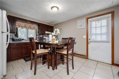 15 Lincoln Ave, Pawtucket, RI 02861 - photo 7