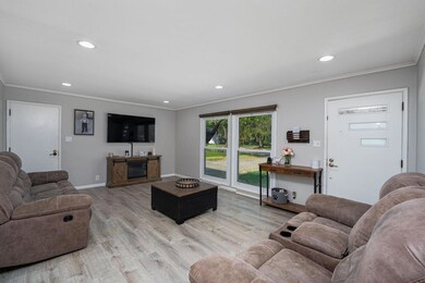 11-web-or-mls-Kim Christenson 26 garric