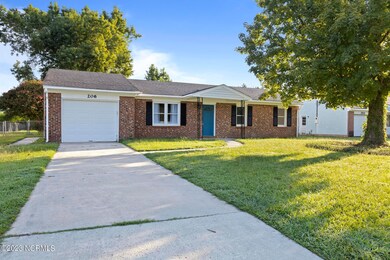 206 Royal Dr, Jacksonville, NC 28546 - photo 2