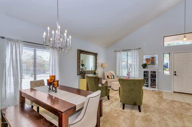 22827 N 20th Way-large-004-14-LivingDini