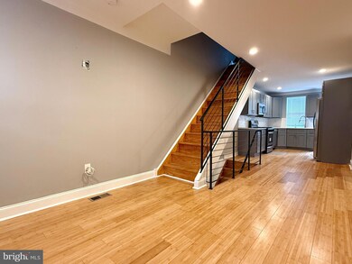 1528 S Etting St, Philadelphia, PA 19146 - photo 5