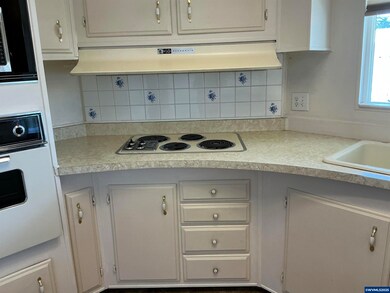 5422 Portland Rd NE unit 24 Rd NE, Salem, OR 97305 - photo 6