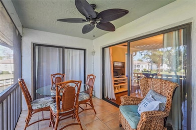 5275 Willow Links unit 50, Sarasota, FL 34235 - photo 4