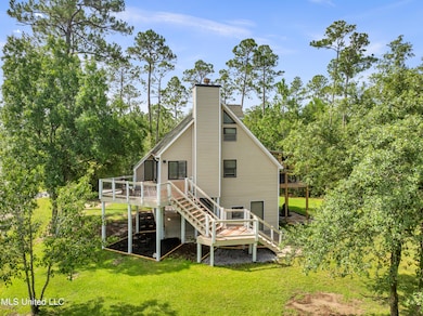 10067 Bancroft St, Bay Saint Louis, MS 39520 - photo 2