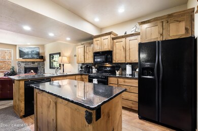 76 Whiplash Cir unit 9, Sandpoint, ID 83864 - photo 4