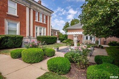 1446 Clay St, Davenport, IA 52804 - photo 3