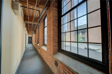 28 Bassett St unit 2C, Providence, RI 02903 - photo 3