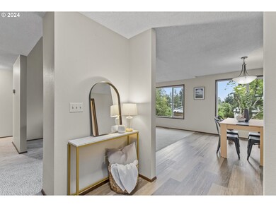 8280 SW Connemara Terrace, Beaverton, OR 97008 - photo 6