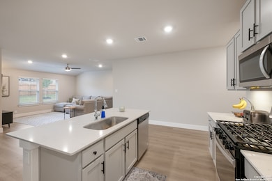 5609 Jewel Curve, San Antonio, TX 78266 - photo 6