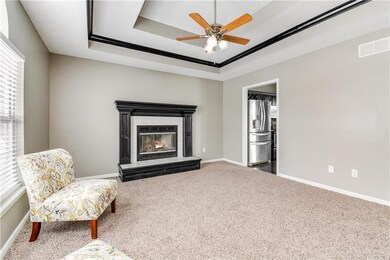 1603 Roberta Dr, Raymore, MO 64083 - photo 6