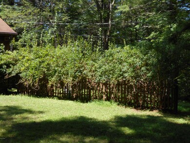 1063 Milford Rd, Dingmans Ferry, PA 18328 - photo 4