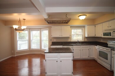 Kitchen/Eating Area