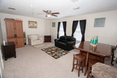 8907 Rainesville Ln, Houston, TX 77075 - photo 5