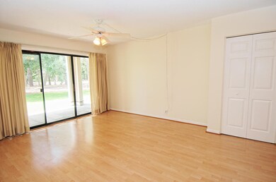 MLS4_DSC_0008_living 2
