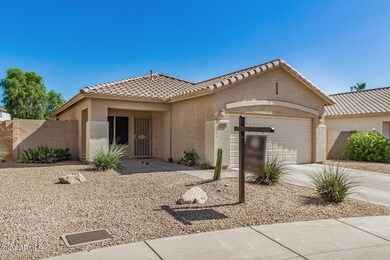 3909 W Hackamore Dr, Phoenix, AZ 85083 - photo 2