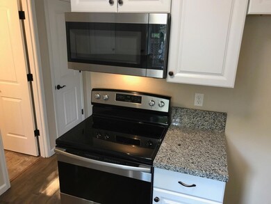 711 SE 11th St, Grants Pass, OR 97526 - photo 5