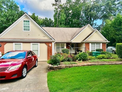730 Tab Roberts Rd, Lawrenceville, GA 30043 - photo 2