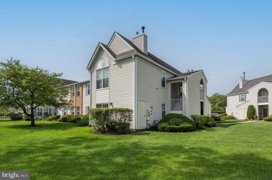 2302B Toddsbury Ct unit 2302B, Mount Laurel, NJ 08054 - photo 2