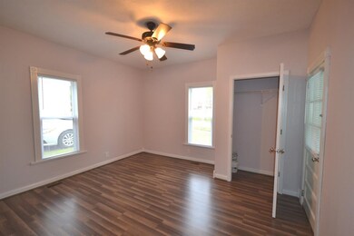 426 W Court St, Burgin, KY 40310 - photo 6