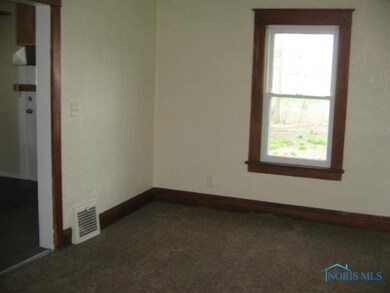 1646 Shady Dr, Toledo, OH 43612 - photo 6