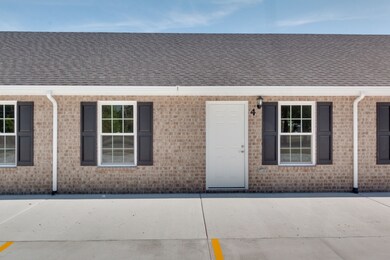 1301 Summer St, Manchester, TN 37355 - photo 6