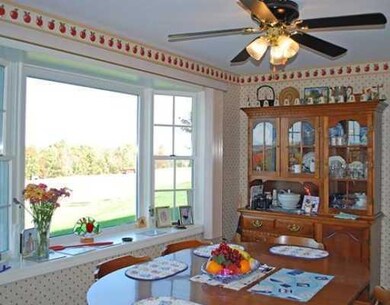 473 E Sangerville Rd, Sangerville, ME 04479 - photo 4