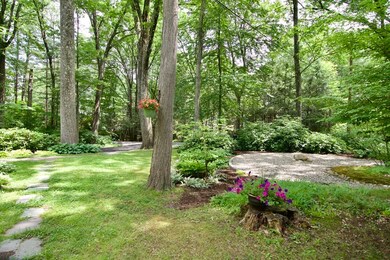 130 Red Gate Ln, Amherst, MA 01002 - photo 3