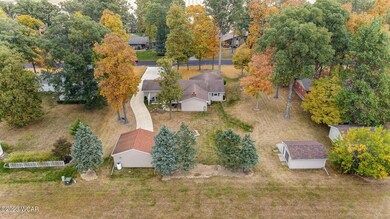 16459 Nottingham Dr, Wapakoneta, OH 45895 - photo 3