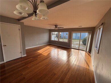 511 Child St unit 406, Warren, RI 02885 - photo 6