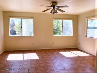 10015 W Kelso Dr, Sun City, AZ 85351 - photo 6